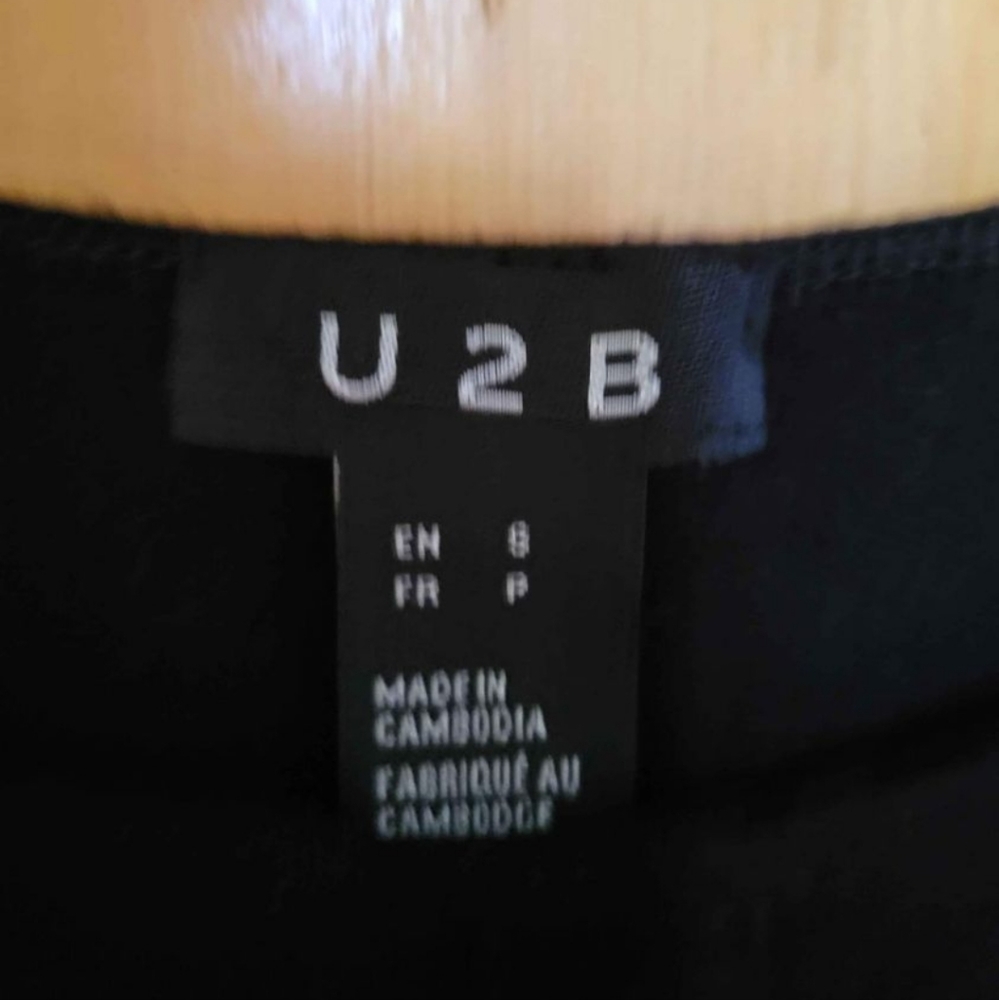 Small Black Top - Picture 2 of 2